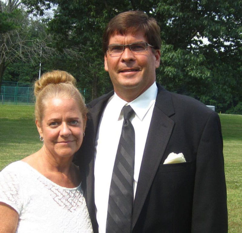 Walt Morris (right) with his wife, Lisa. (Photo courtesy of Walt Morris)